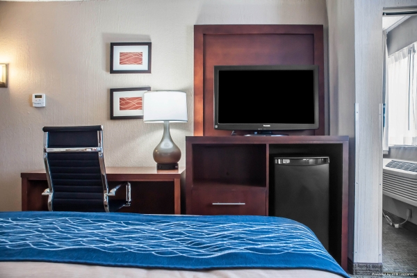 Comfort Inn University